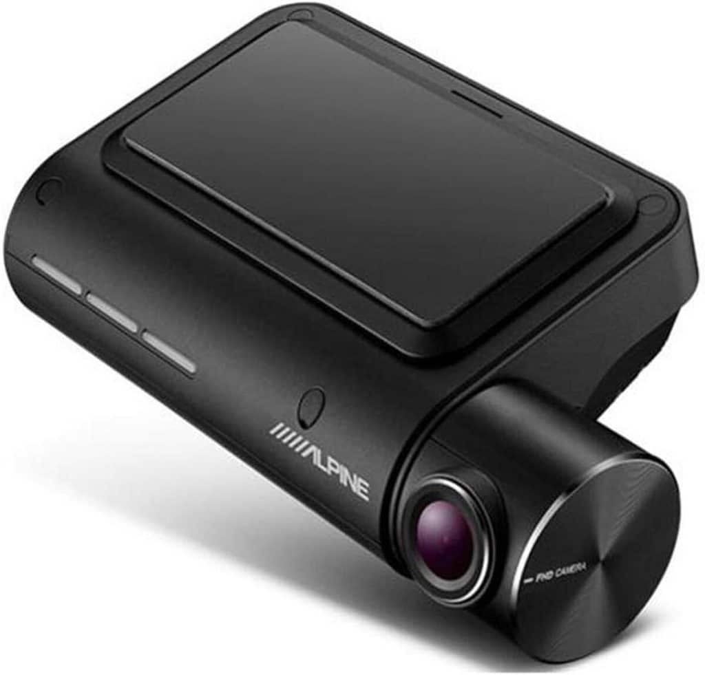 Test : dash cam alpine electronics avec assistance à la conduite