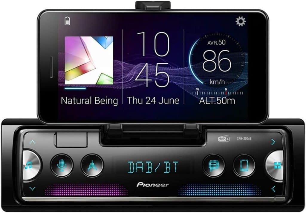Test de l'autoradio Pioneer SPH-20DAB avec support smartphone intégré