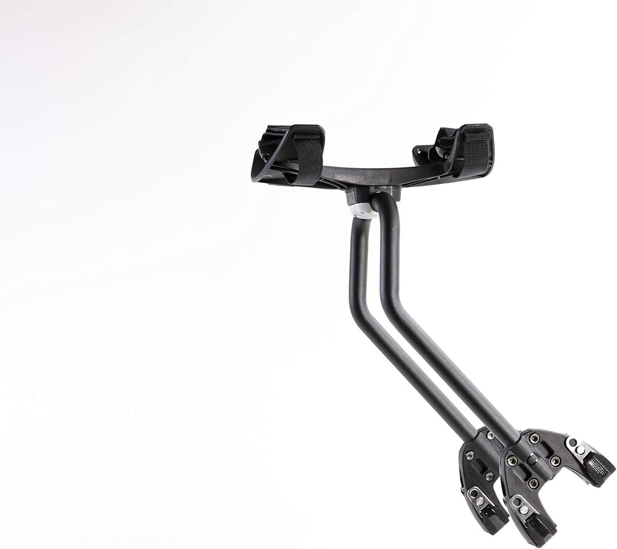 Test du porte-vélo arrière AEROE : adaptable et facile à installer