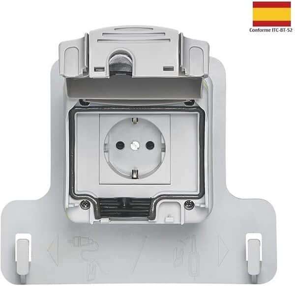 LEGRAND 090470 Kit prise GREEN'UP ACCESS IP66 IK08 + différentiel prêt à installer (Version Allemande)