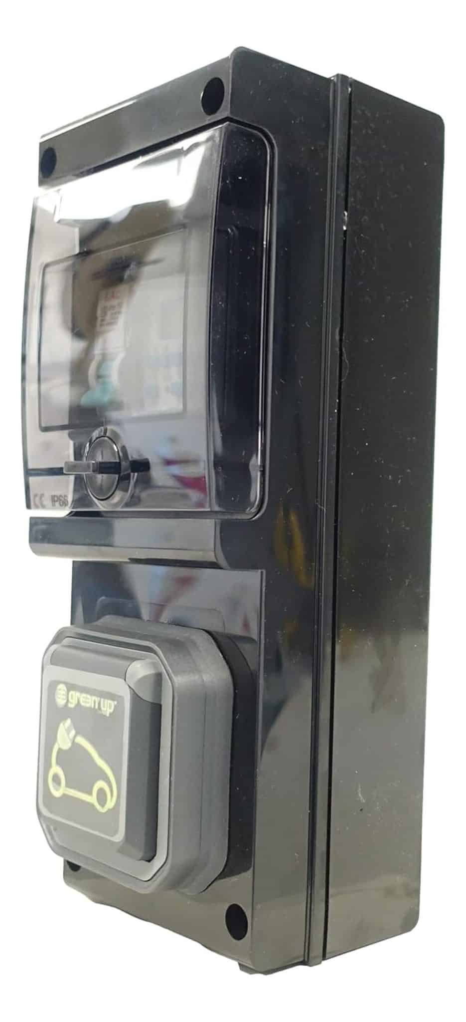 Test de la borne Legrand Green'Up : performance et sécurité