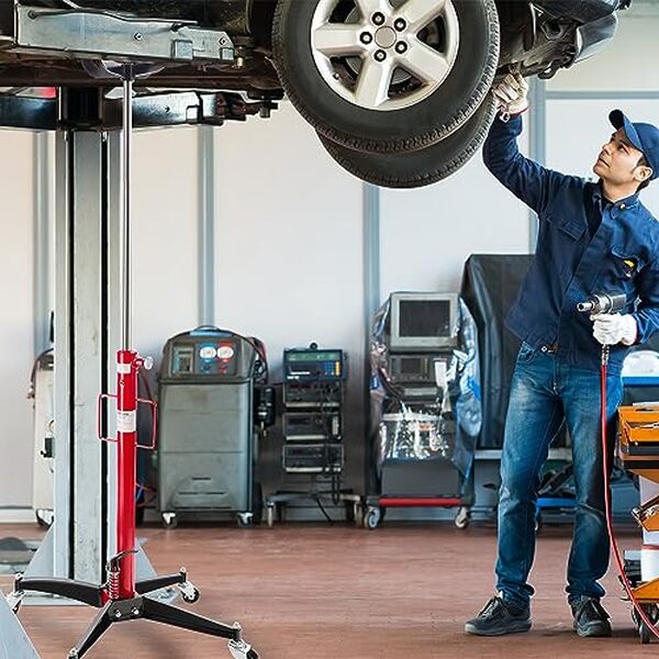 Découvrez le test complet du vérin de fosse Arebos 500 kg : une évaluation détaillée de sa puissance et de sa mobilité pour optimiser vos travaux de mécanique en toute sécurité