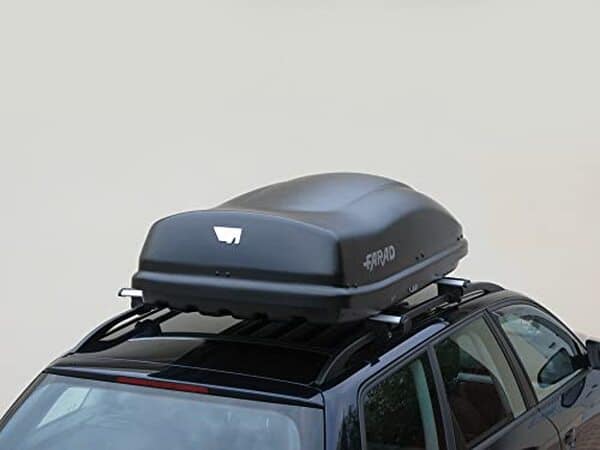 Découvrez notre test complet du coffre de toit Farad Marlin 400L : capacité, ouverture latérale, sécurité et performance pour votre voiture.